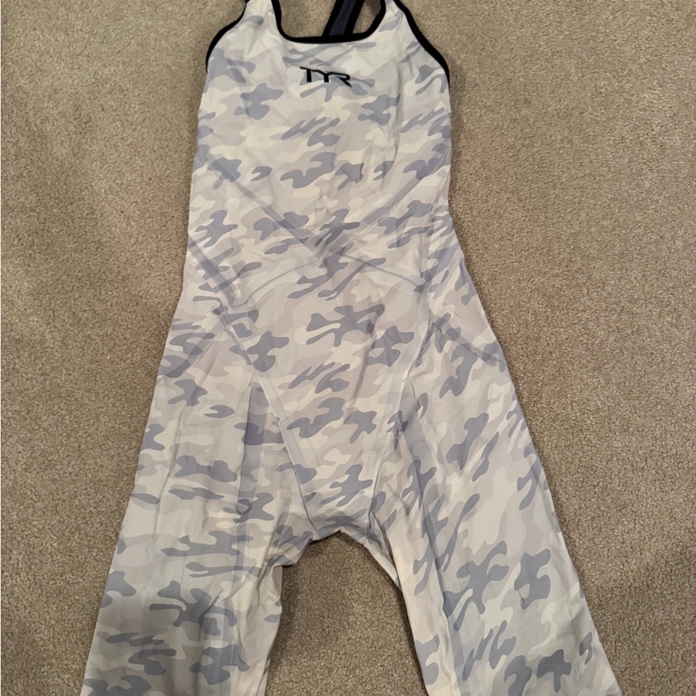 TYR Venzo Open back tech suit